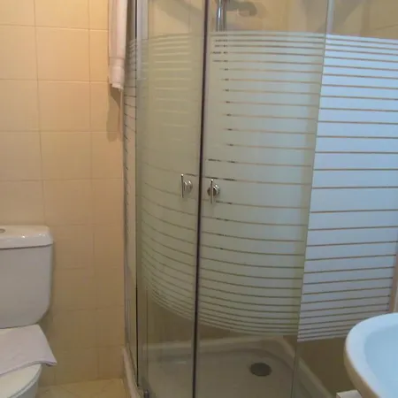 Gramadeto Complex Alexander Services Apartman