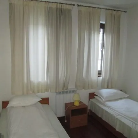 Gramadeto Complex Alexander Services